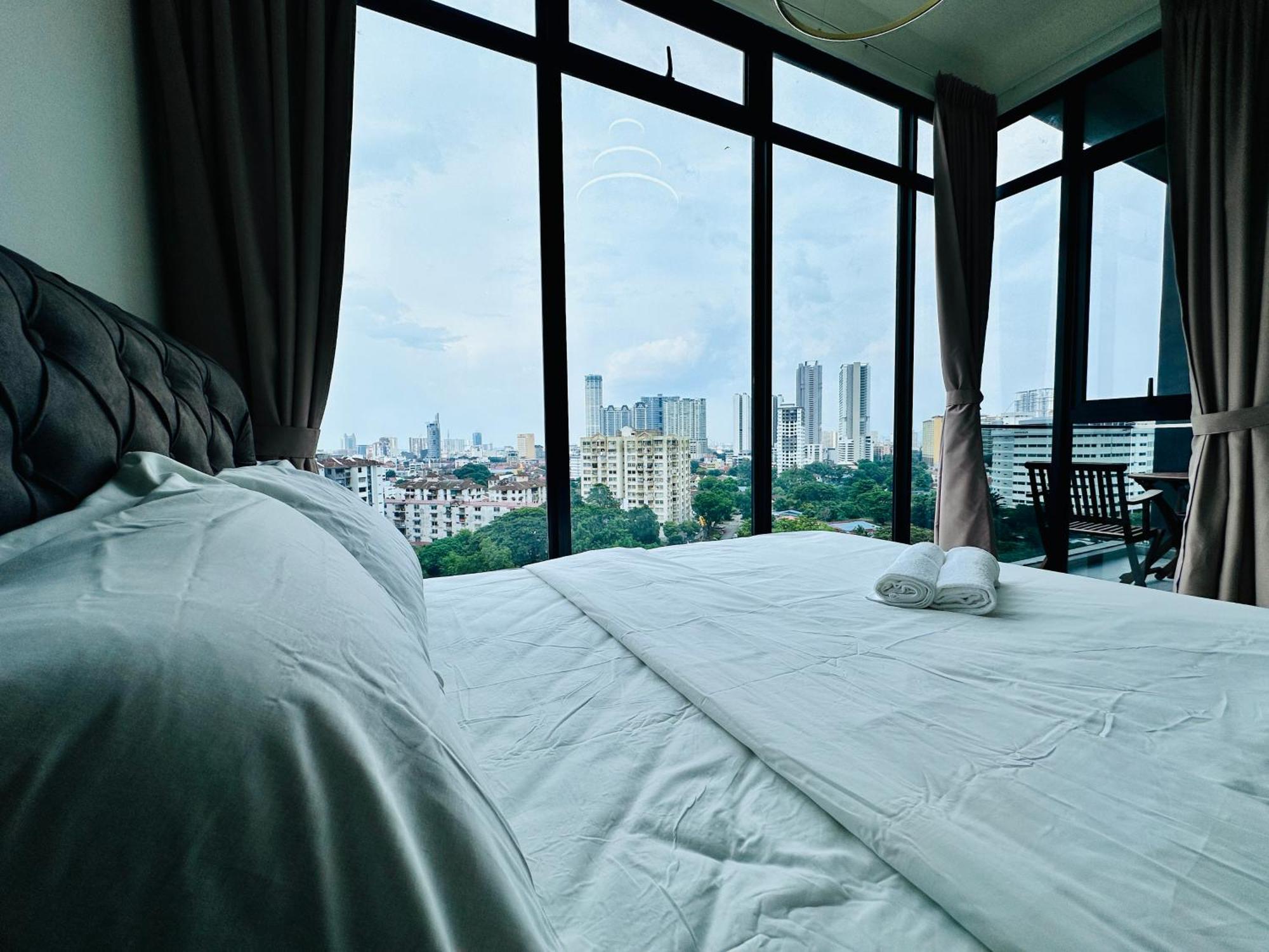 New Georgetown Instagramable 2Br Homestay For 10Pax 无敌美景两房民宿 Beacon Executive Suite Exteriér fotografie
