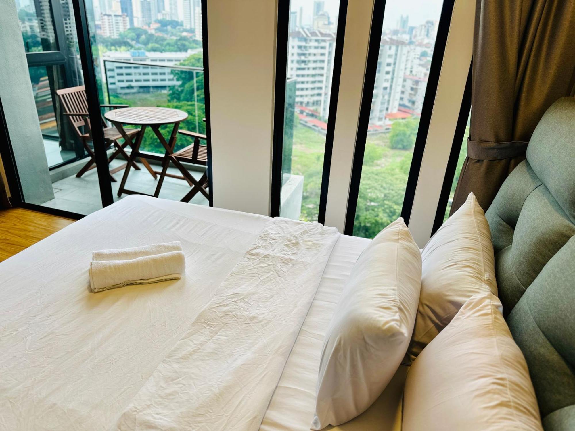 New Georgetown Instagramable 2Br Homestay For 10Pax 无敌美景两房民宿 Beacon Executive Suite Exteriér fotografie