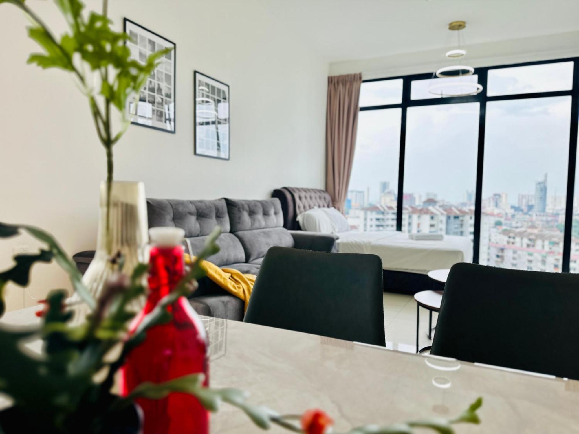 New Georgetown Instagramable 2Br Homestay For 10Pax 无敌美景两房民宿 Beacon Executive Suite Exteriér fotografie